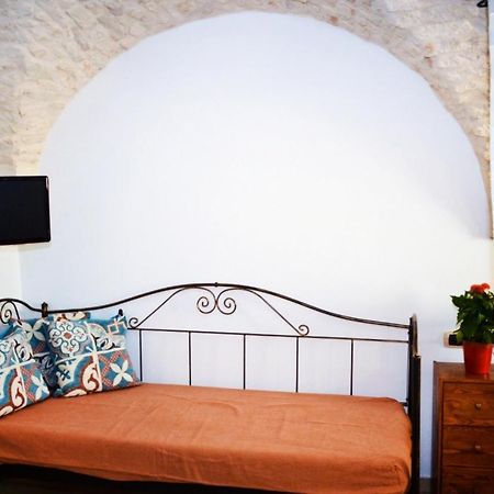 2D La Bellezza Del Centro Storico A 2 Passi Martina Franca Exterior foto